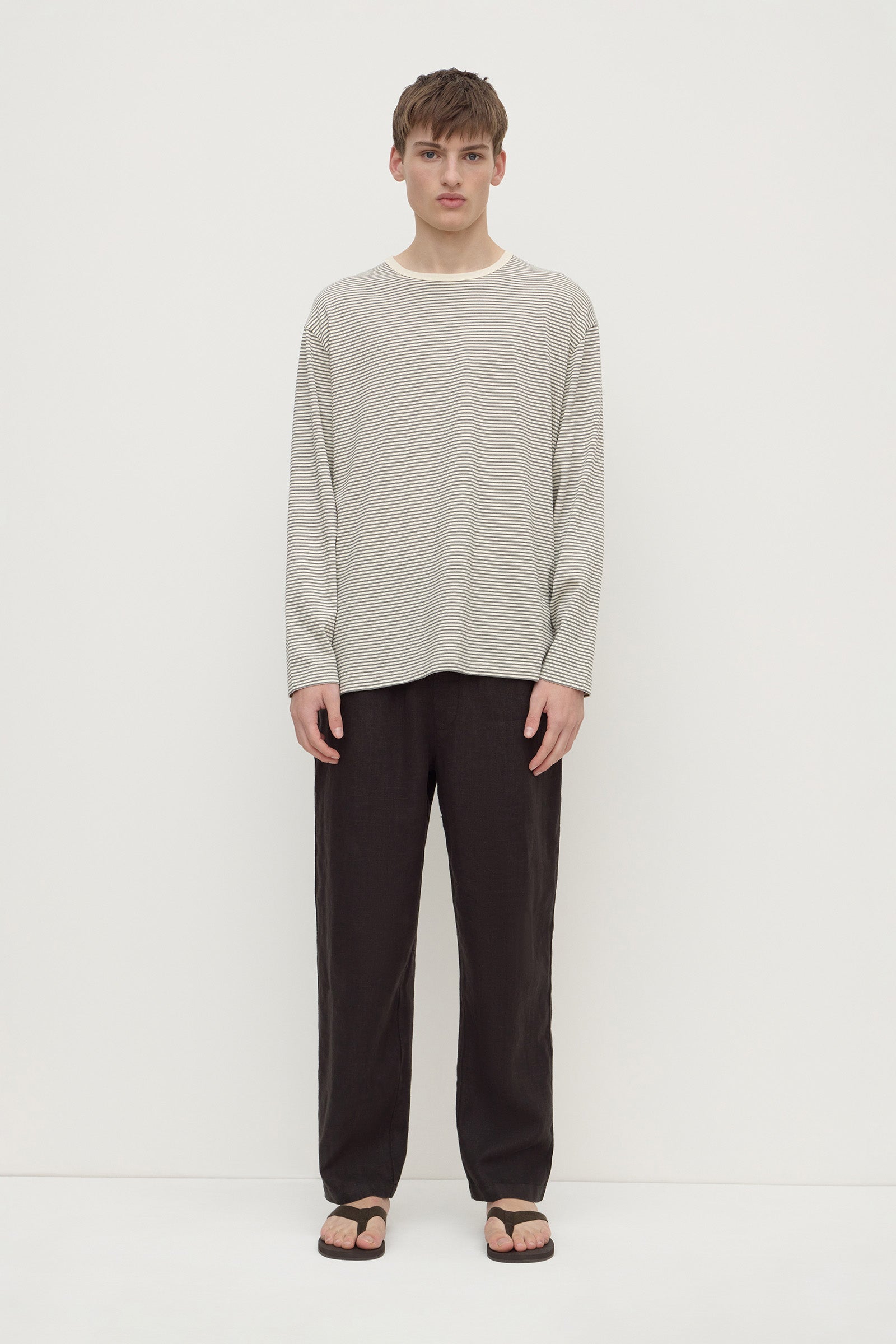 Relaxed Fit Black Linen Pant
